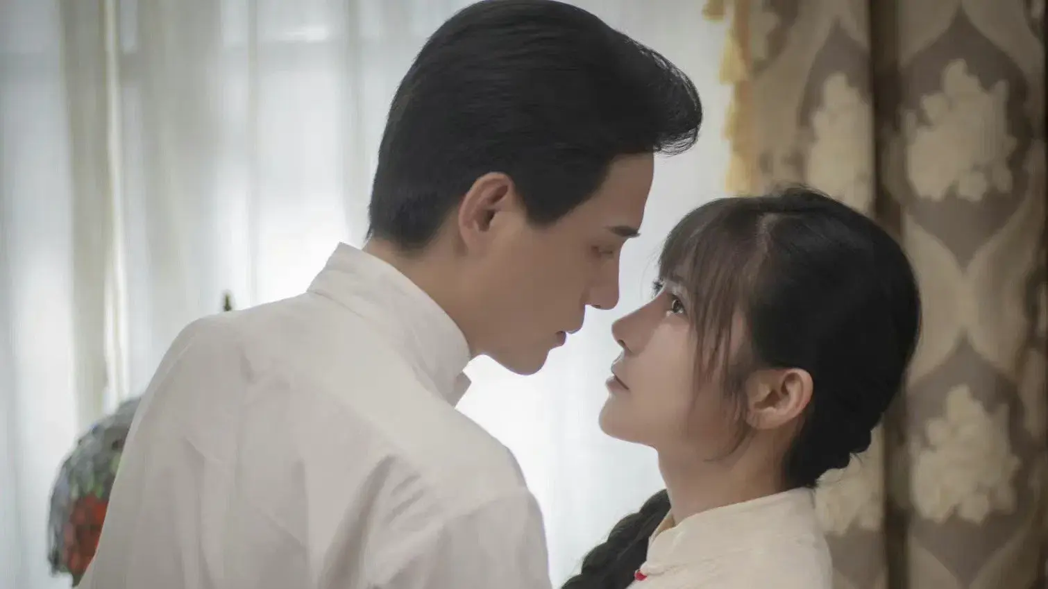 The Leading Actor Dare Not Provoke