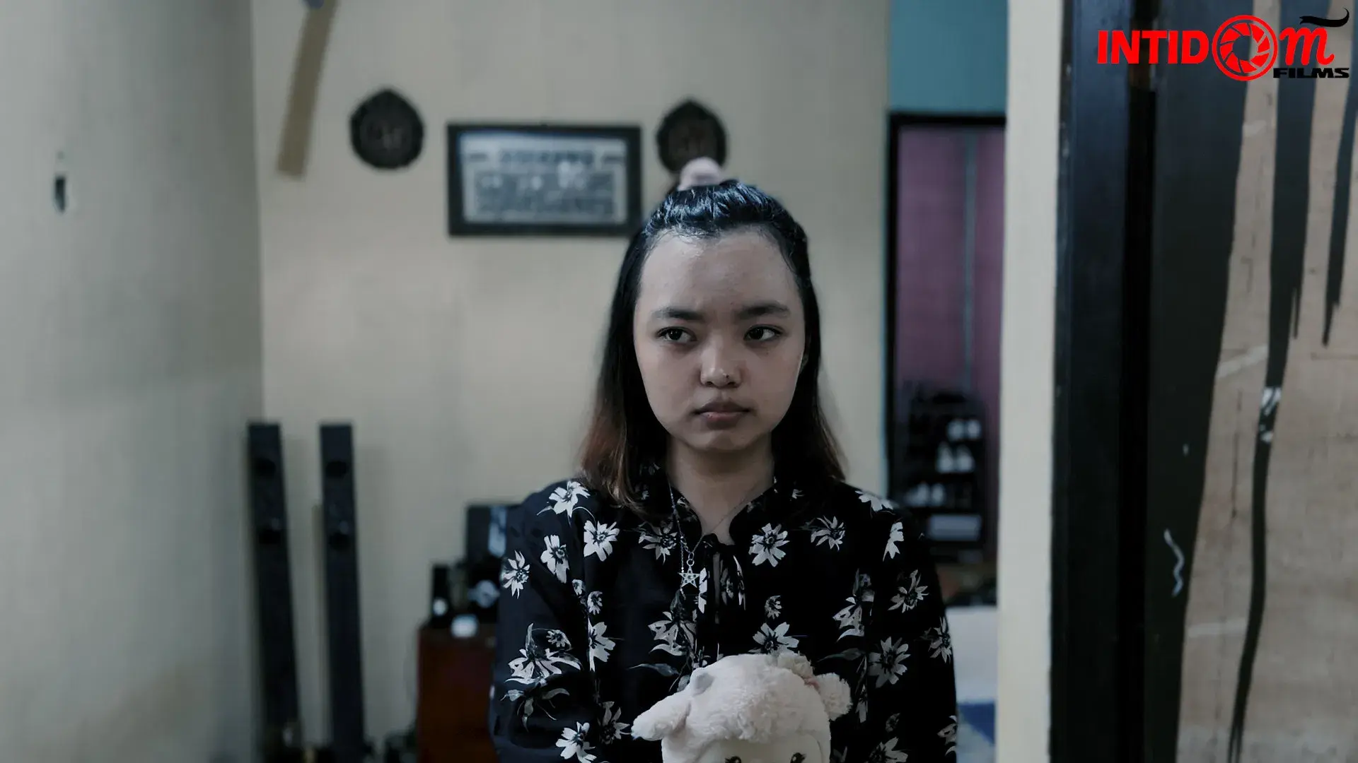 Jangan Ambil Bonekaku..!!