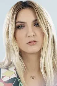 Julia Michaels