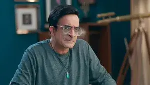 Bela's Back with a Bang