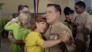 Segeant Carter Dates a Pyle