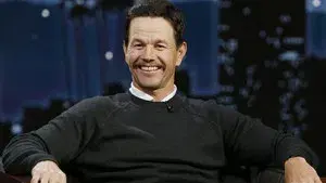 Chloe Kim; Mark Wahlberg; Sofia Black-D'Elia; Spoon